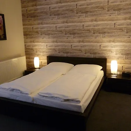 Spreewaldhof Romantik - Garni Hotel Neu Zauche